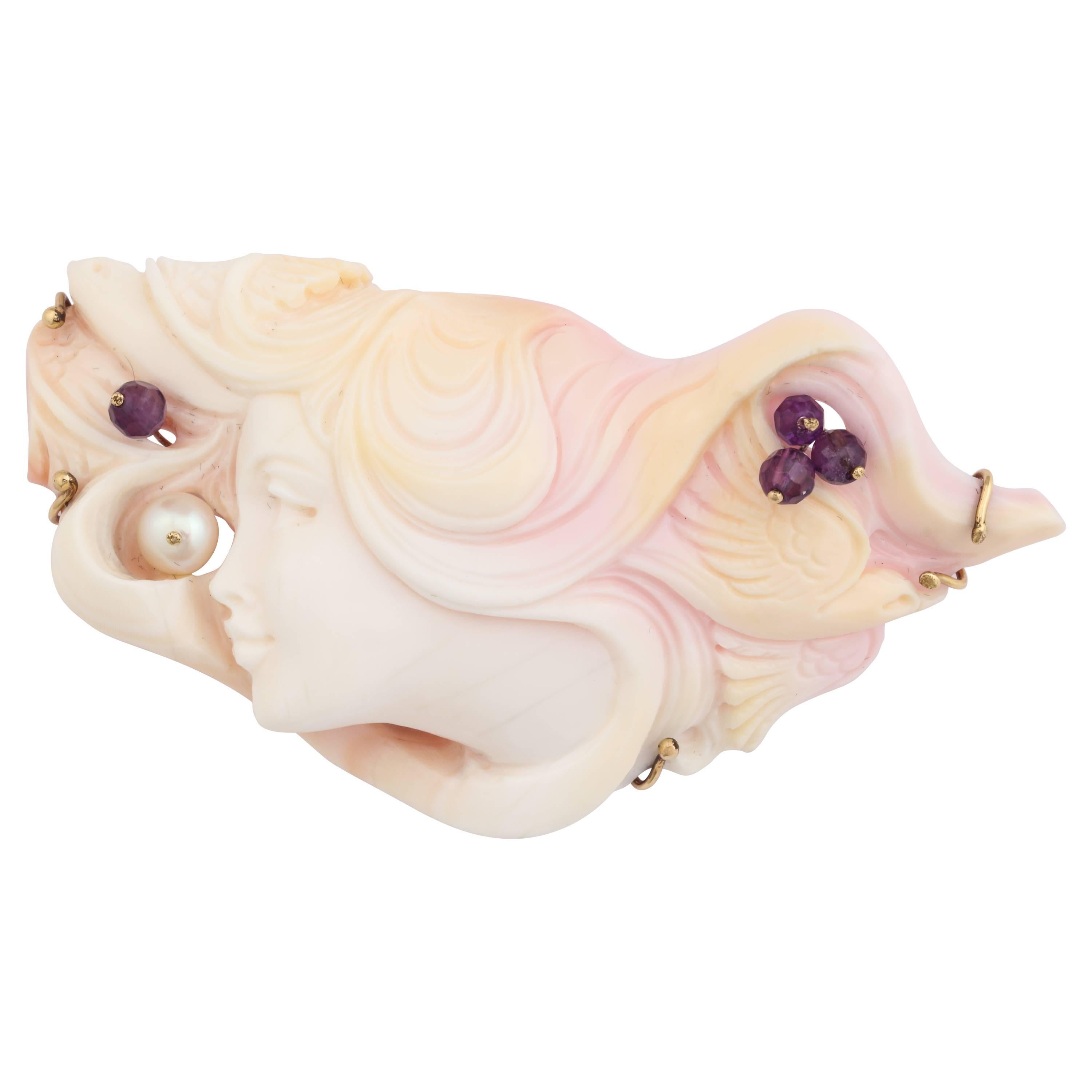 Amedeo "Colomba" Cameo Brooch For Sale