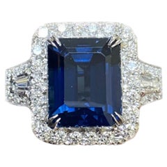 18K White Gold Diamond GIA Certified 7.50 Carat Blue Sapphire Engagement Ring