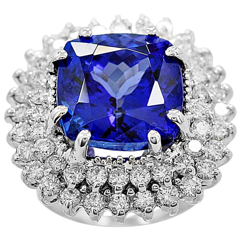 Estate Fashion Ring 13.00 Carat Tanzanite Diamond Gold Ring