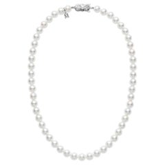 Mikimoto Collier Akoya à perles en or blanc 18 carats avec perles de 8,5 mm x 8 mm U85116W