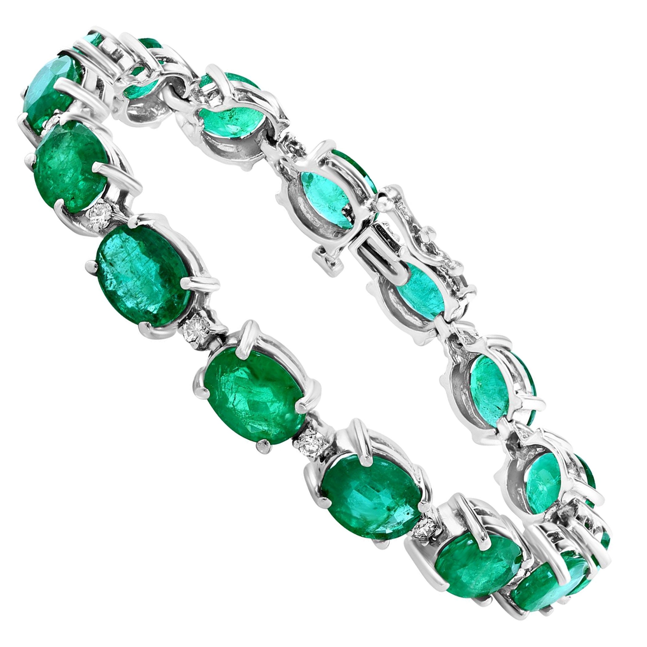 30 Carat Natural Zambian Emerald & Diamond Tennis Bracelet 14 Karat Gold For Sale