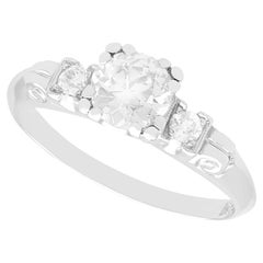 1930s Antique 0.95 Carat Diamond Platinum Solitaire Ring