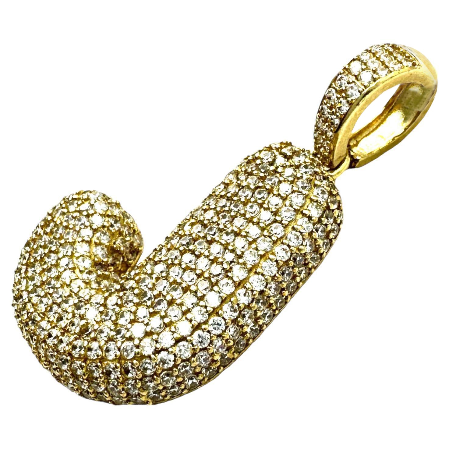 Pendentif lettre J en or jaune 14 carats avec diamants pavés de 3,50 carats en vente