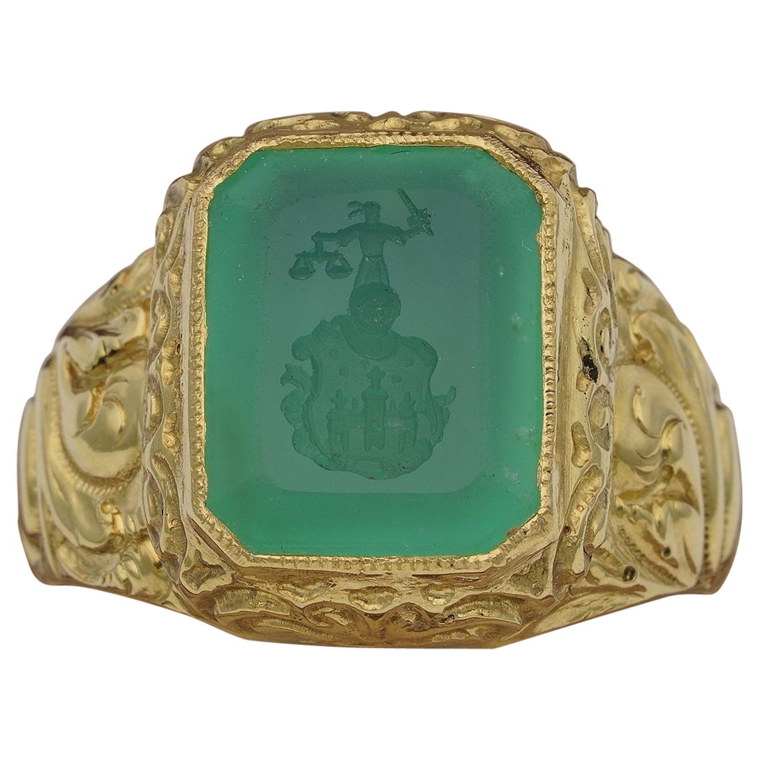 Georgian/Regency Intaglio Prasiolite Embossed 18 Karat Signet ring For Sale