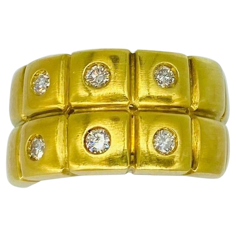 Vintage 0.60 Carat Diamonds Cubicle Designer Ring 18k Gold For Sale
