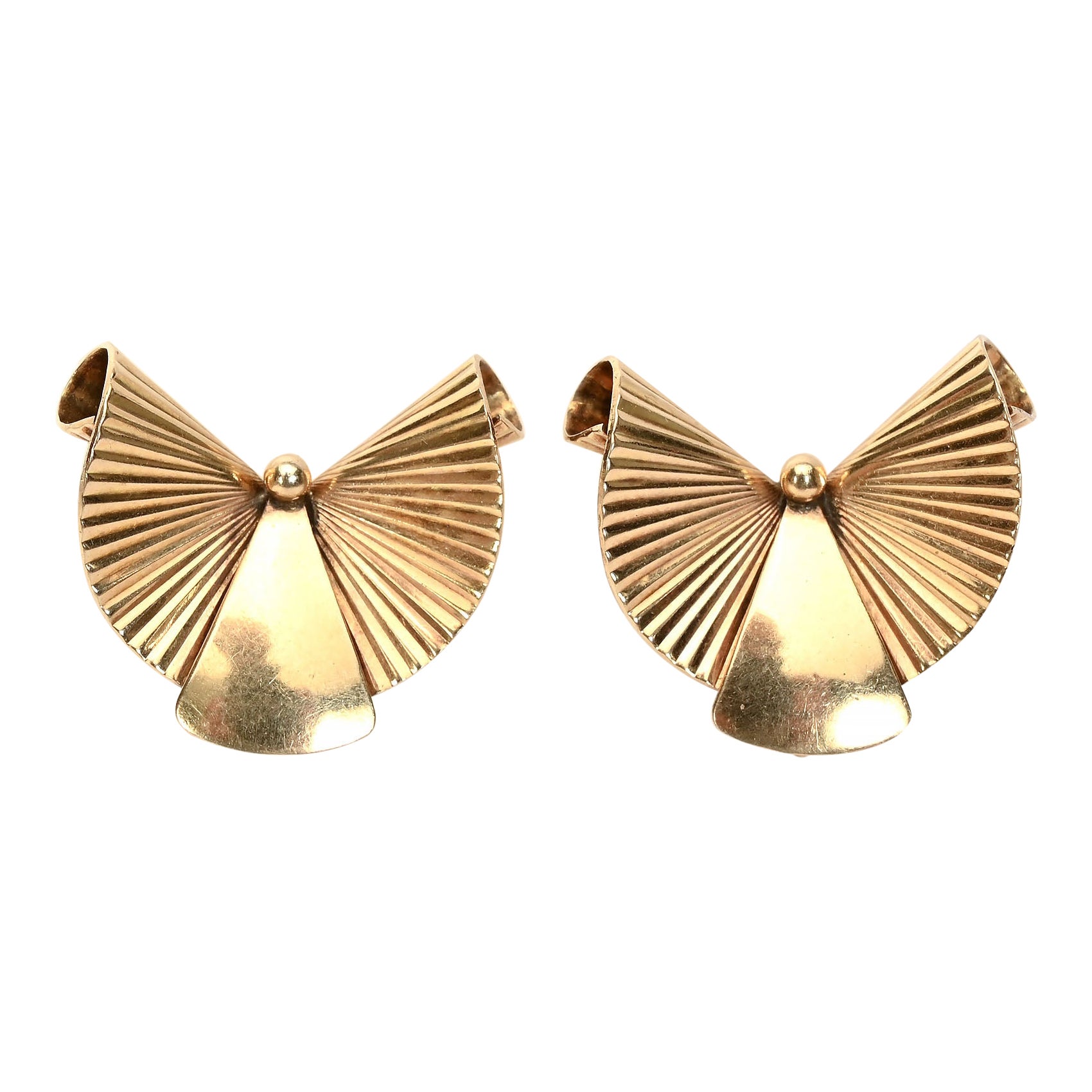 Boucles d'oreilles rétro en or en forme d'éventail en vente