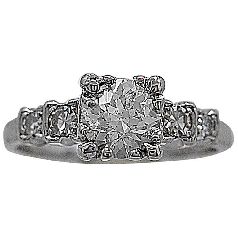 1930s .84 Carat Diamond Platinum Engagement Ring For Sale