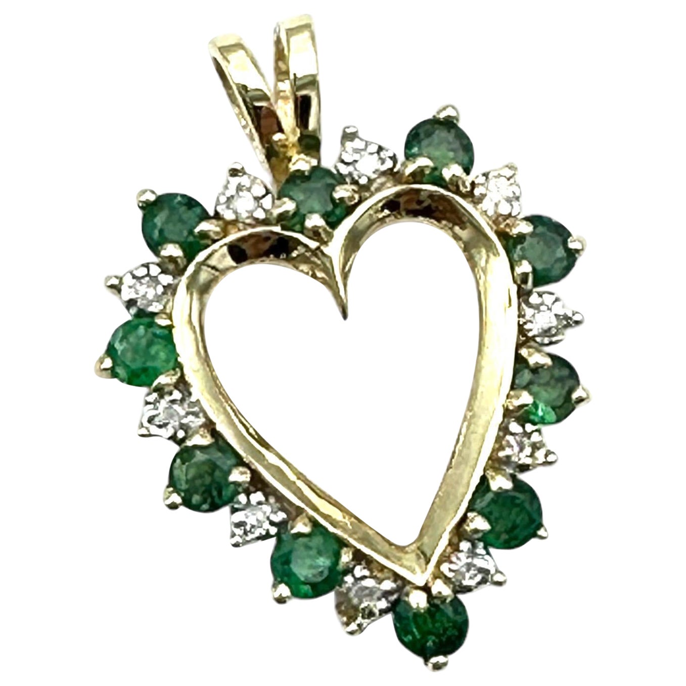 1.20 CTW Emerald and Diamond Heart Yellow Gold For Sale