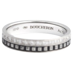 Boucheron, bague d'alliance en or blanc 18 carats et diamants en forme de quatre, édition noire