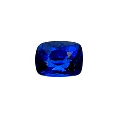 Saphir bleu certifié AIGS de 5,05 carats (chauffé)