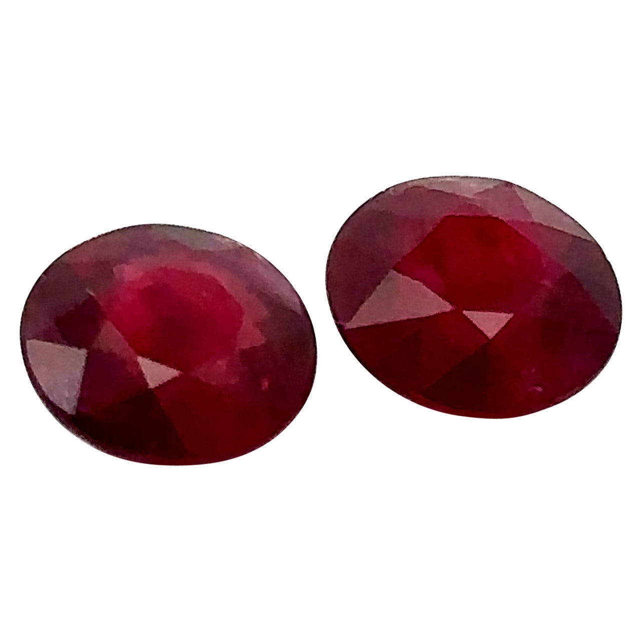 CDC Certified 5.25 Carat Ruby - Round ( Pair ) Heated ( Madagascar )  For Sale