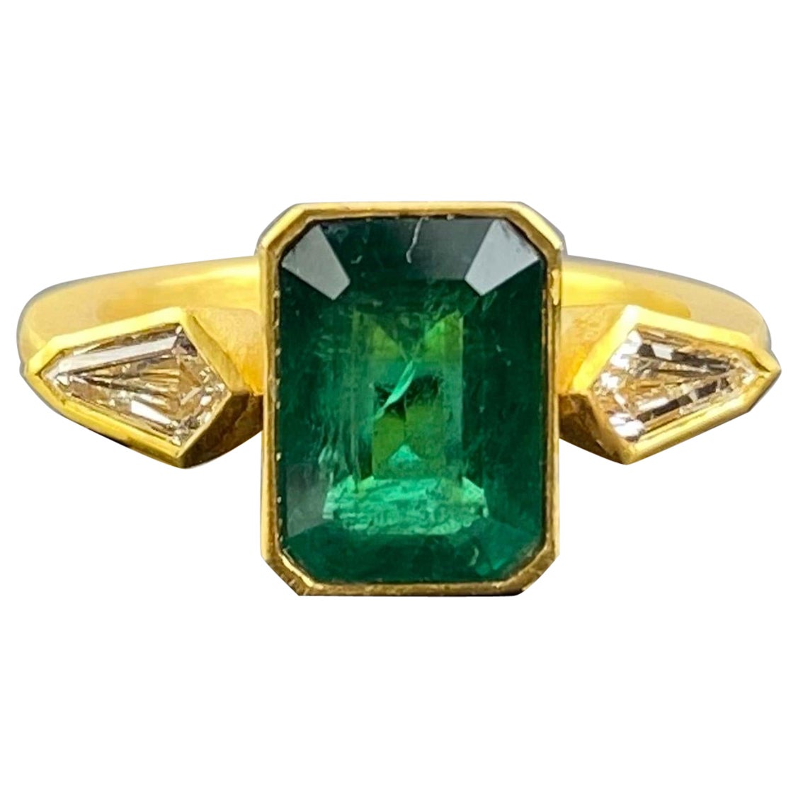 Certified 2.81 Carat Emerald and Diamond Three Stone Ring For Sale