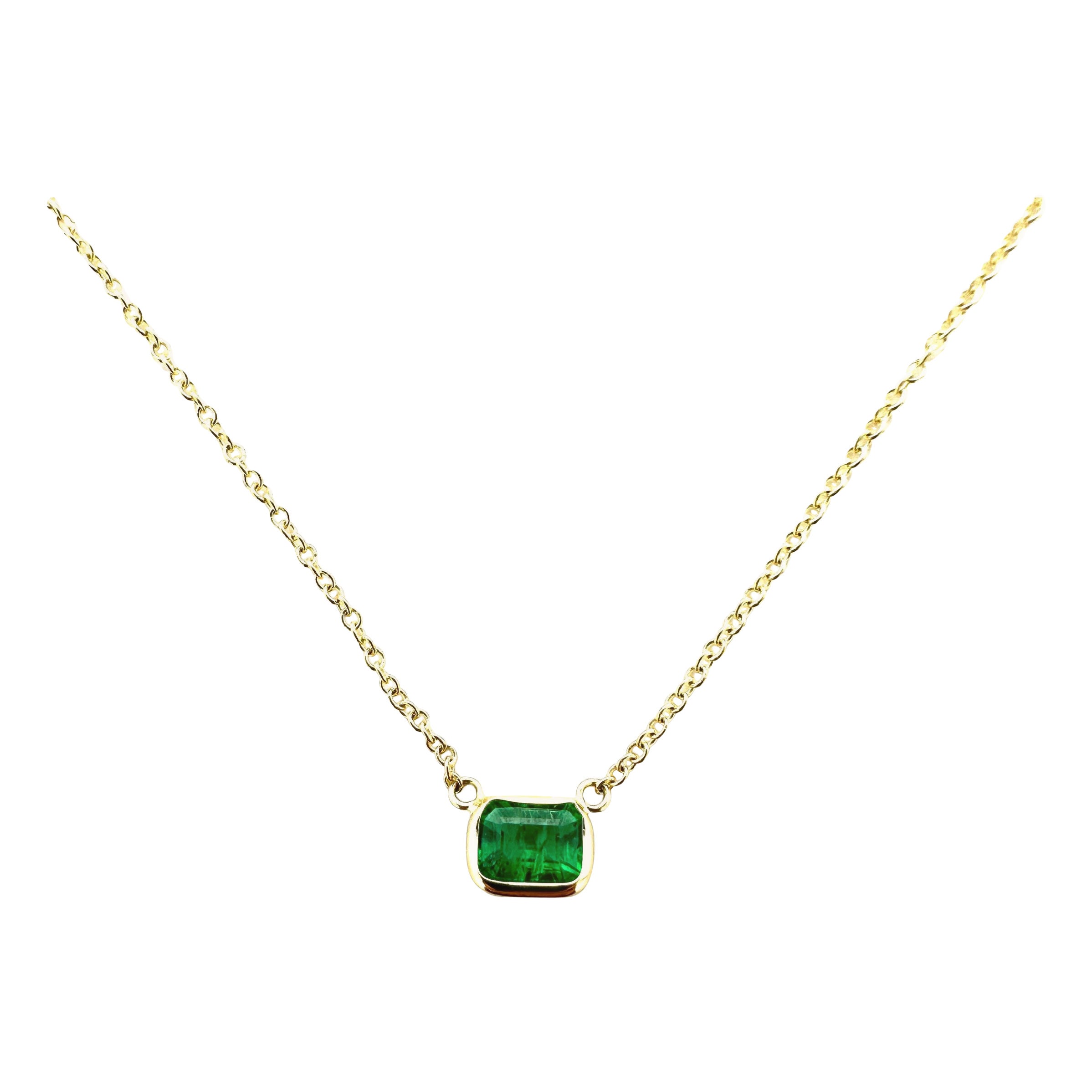 1.41 Carat Long Cushion Green Emerald & Fashion Necklaces In 14K Yellow Gold For Sale