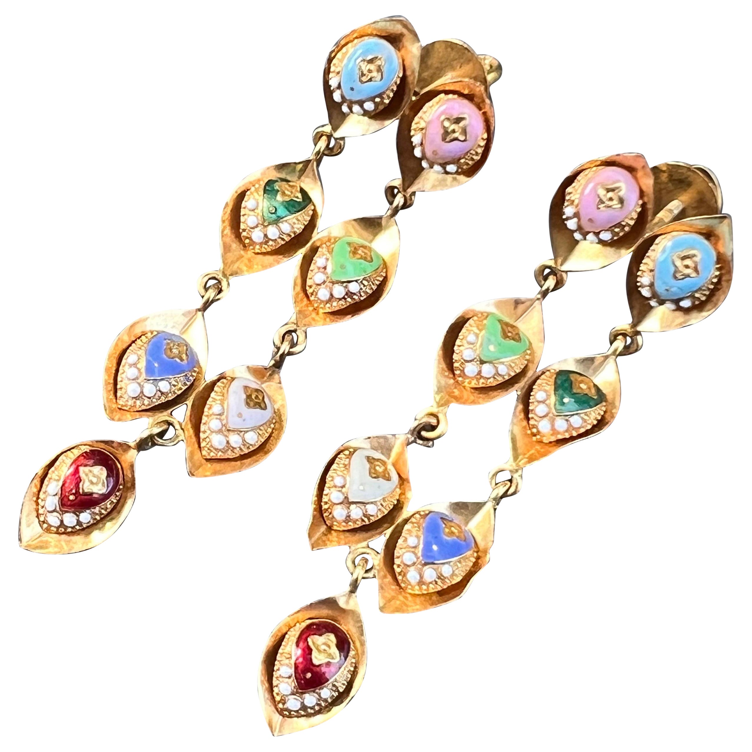 Boucles d'oreilles pendantes en or jaune 21 carats avec émail  en vente