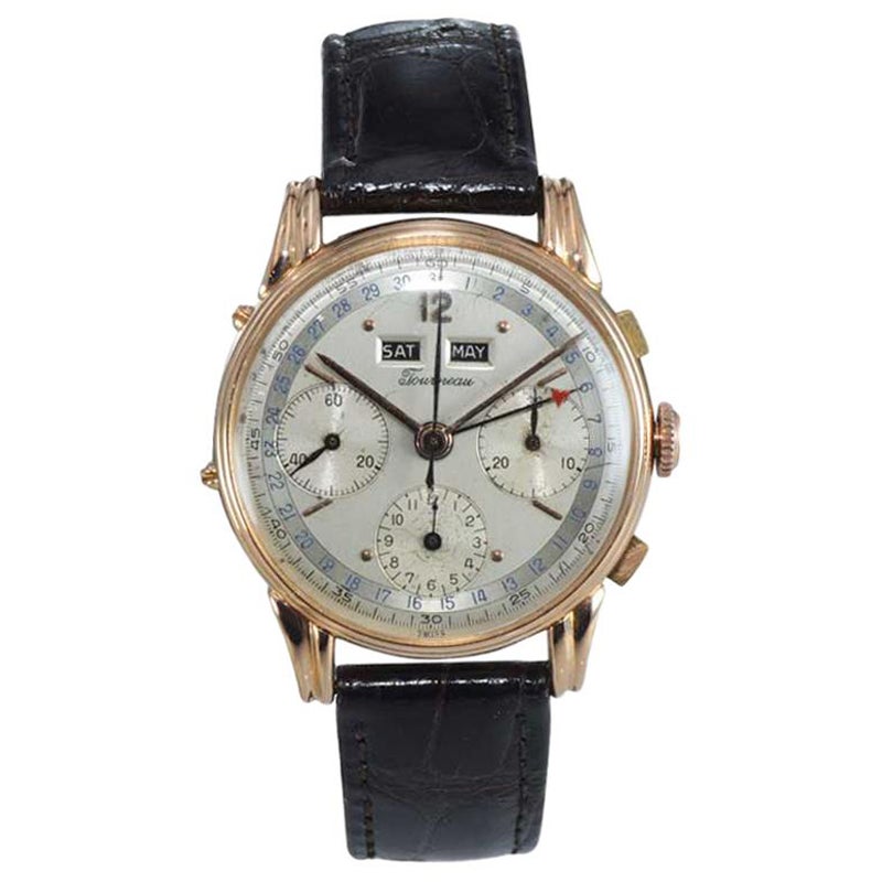 Tourneau 18 Karat Gold Art Deco Triple Date Valjoux Chronograph, circa 1940s For Sale