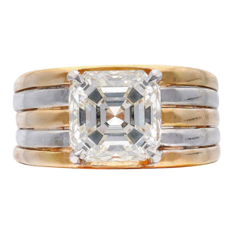 GIA Certified 3.51 Cts Gold and Diamond Ring For Sale