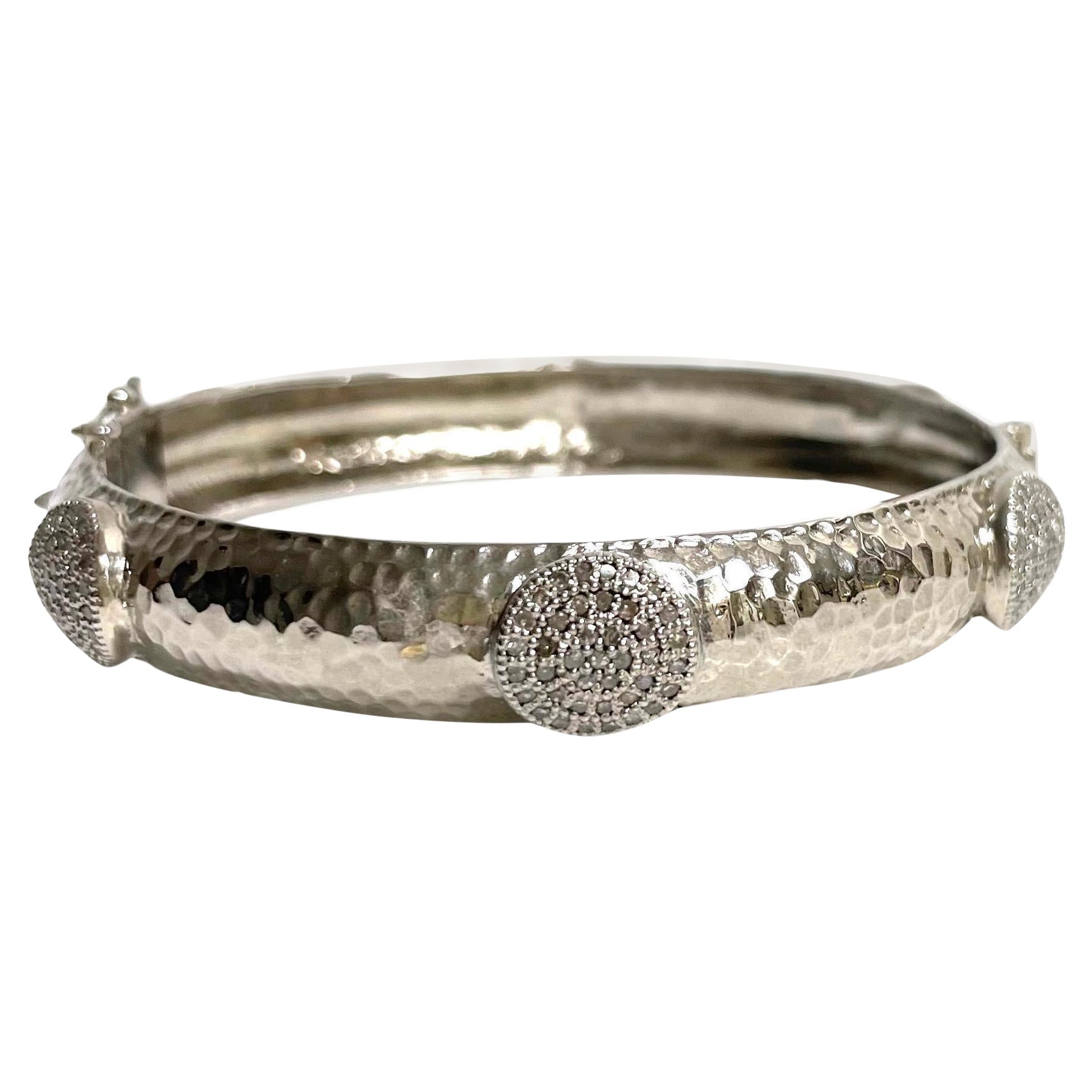  Hammered Rhodium-Plated Silver Bangle with Diamonds Paradizia Bracelet