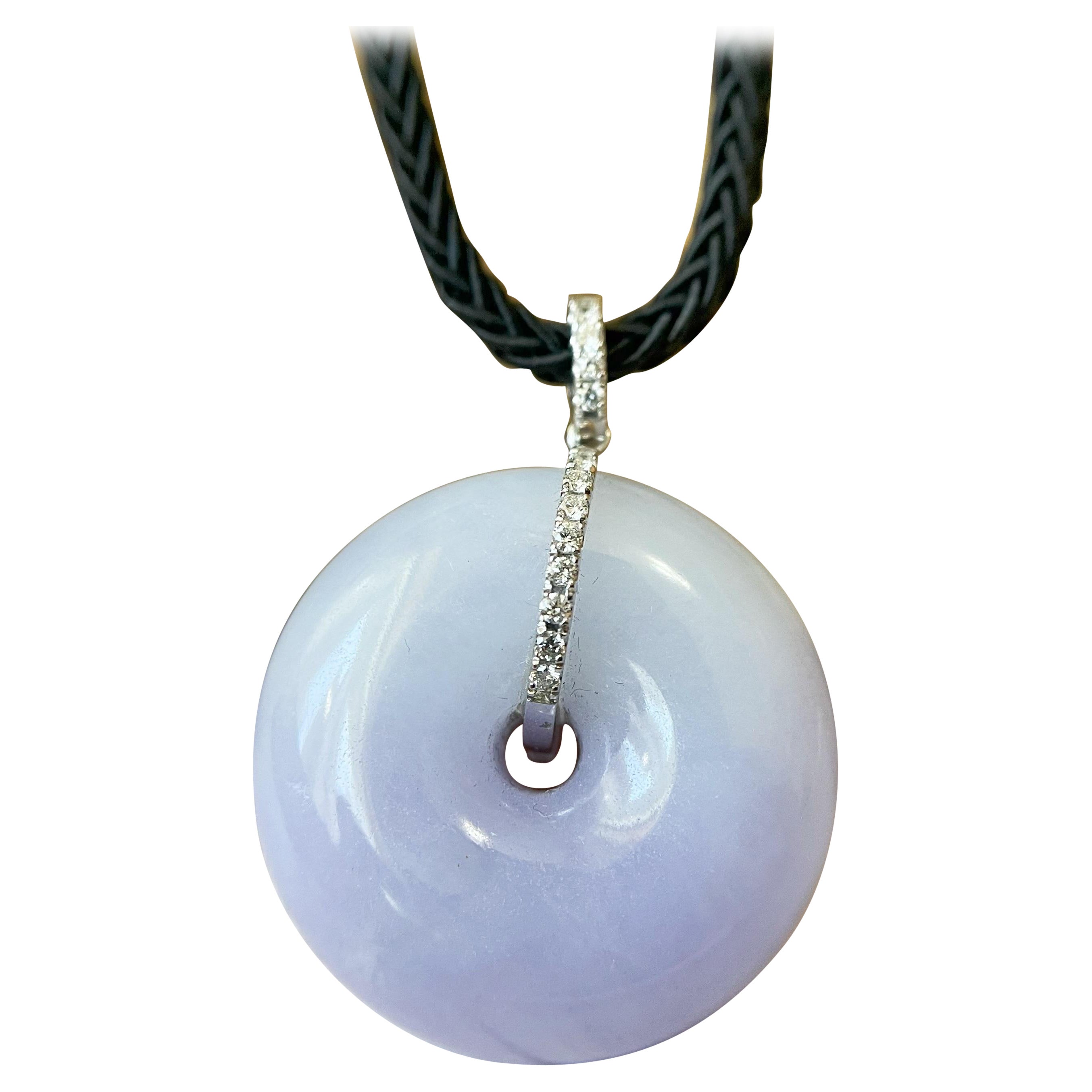 95.87 Ct - Natural Myanmar Lavender Icy Type Jadeite Donut Necklace For Sale
