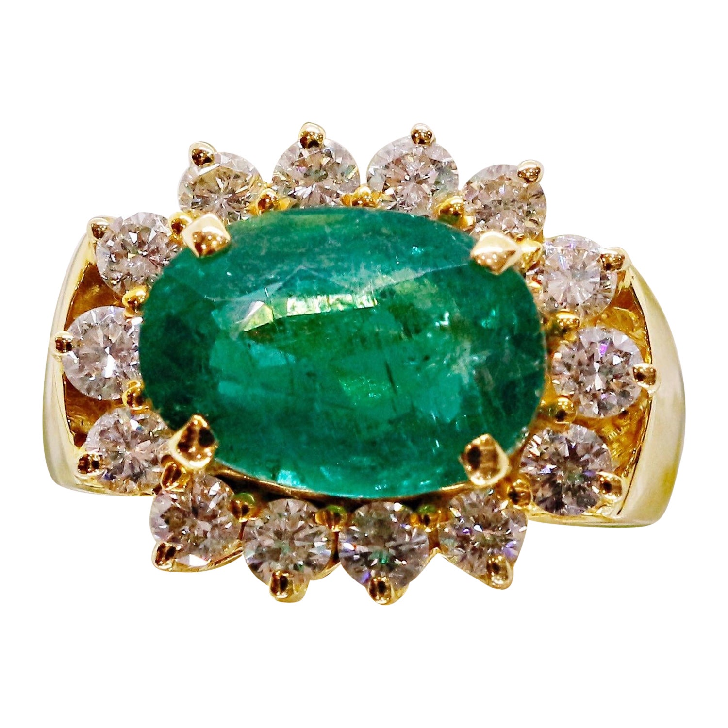 9ct Emerald Diamond Ring For Sale