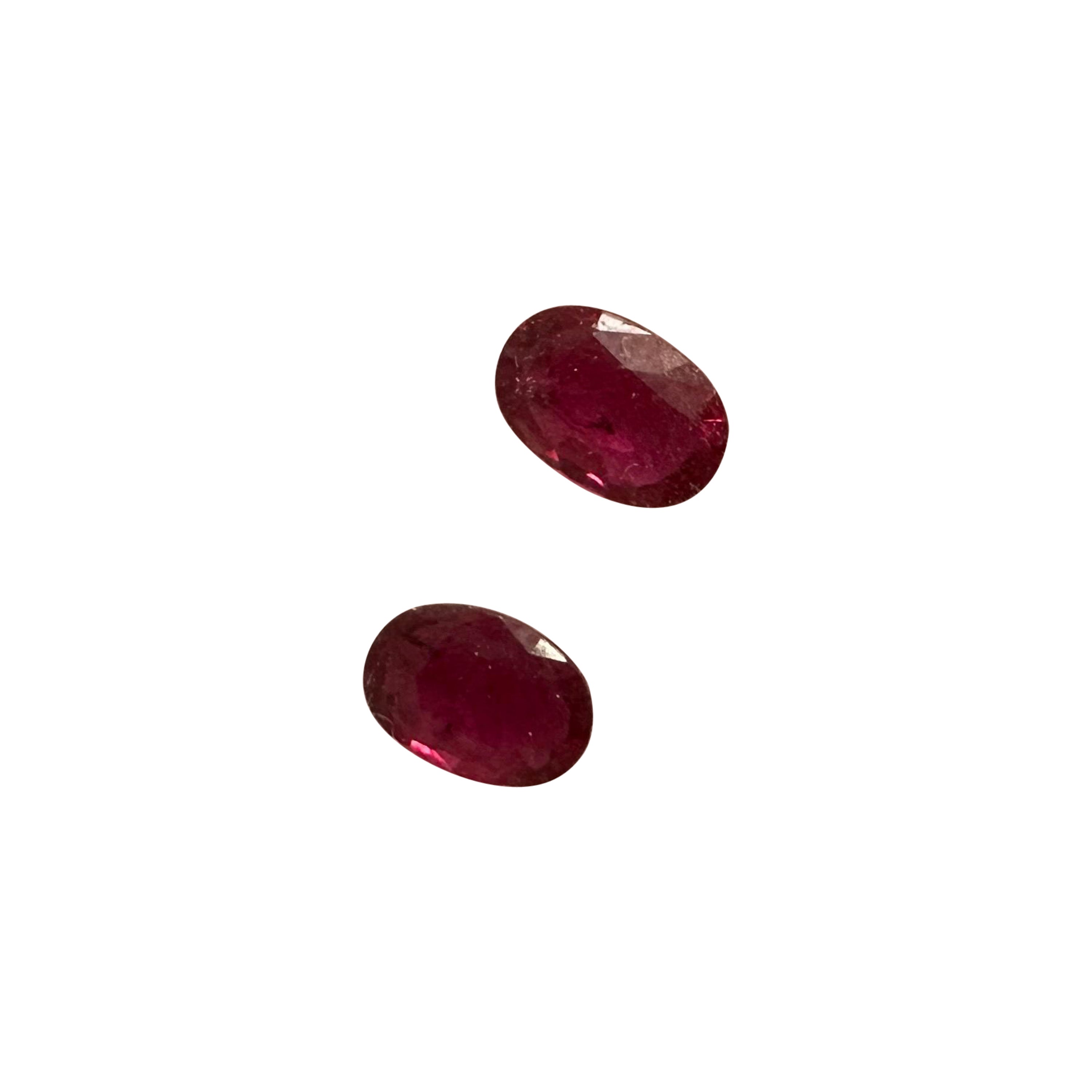 9,2 mmx7 mm Ovales Rubin-Paar natürlich und unbehandelt