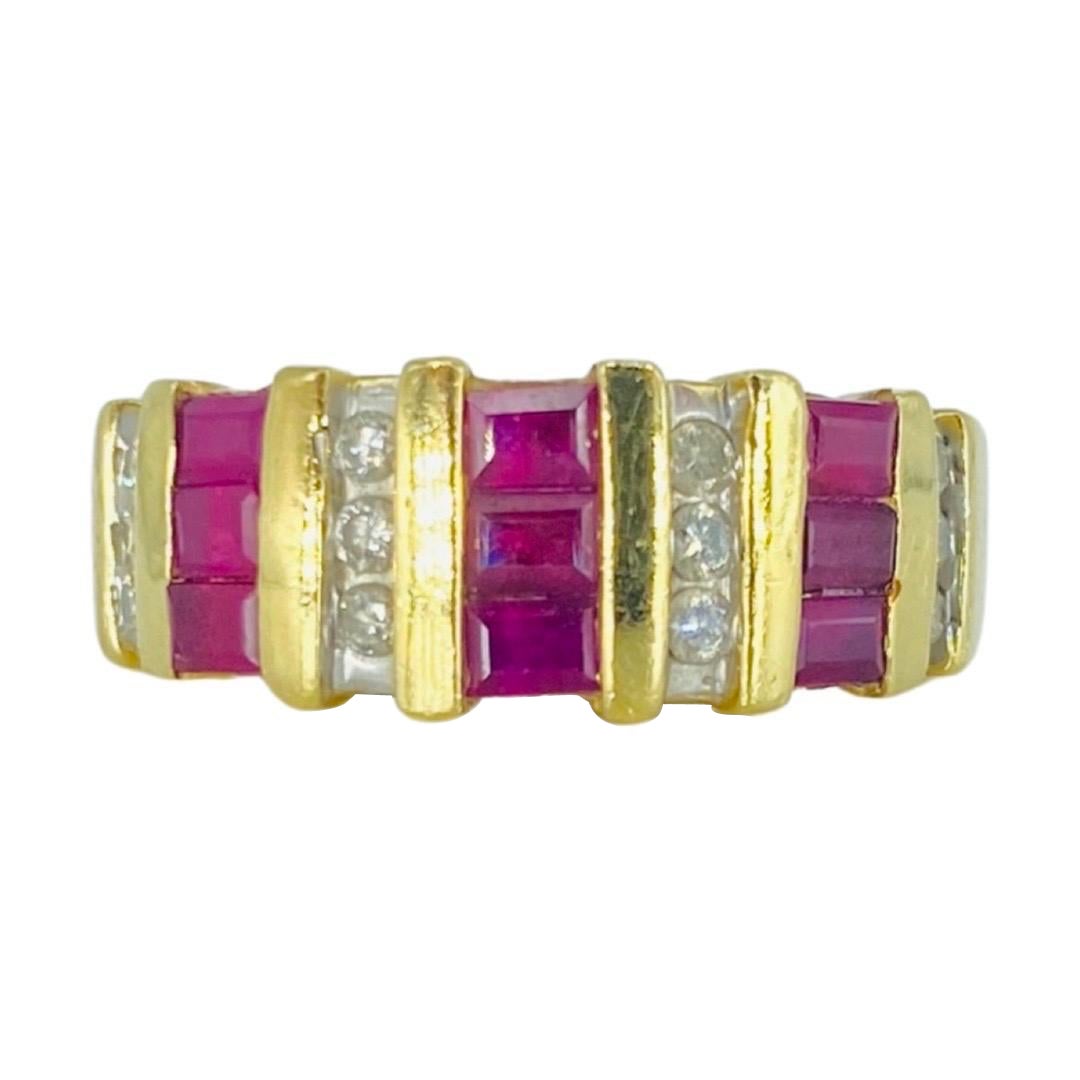 Vintage 1.30 Carat Ruby and Diamonds Ring  14k Gold