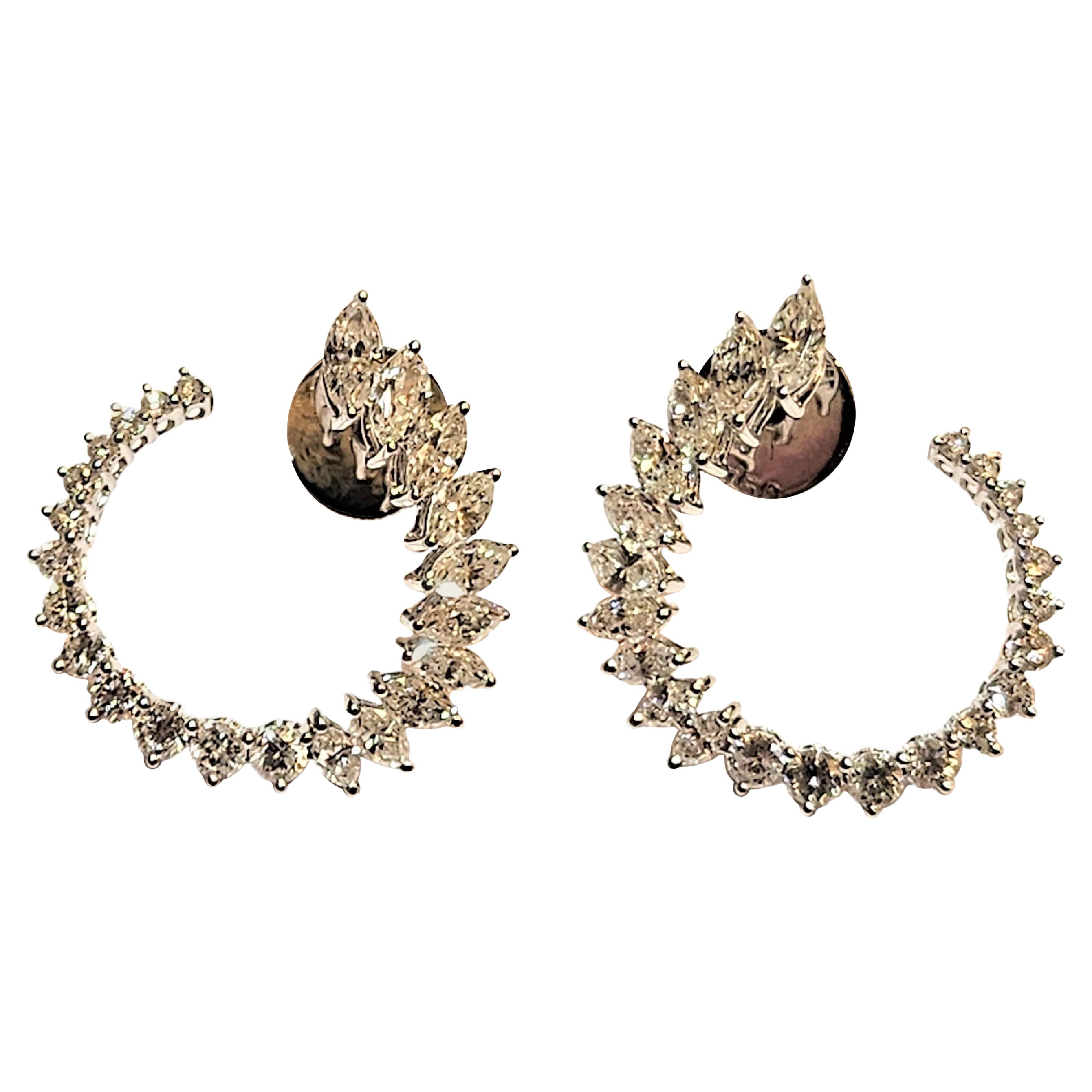 NWT $9, 979 18KT Gold Fancy Gorgeous Glittering Diamond Twist C Shape Earrings For Sale