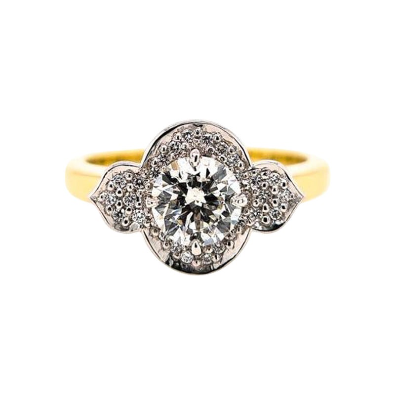 For Sale:  18ct Gold & Diamond Ring "Scarlett"