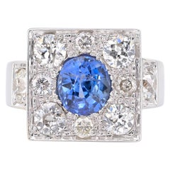 Vintage Mid-Century 1.80 Ct Natural Ceylon Sapphire 1.90 Ct Diamond 18 Kt Ring