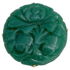 Mid Century 14 Karat Gold Carved Chalcedony Lotus Flower Round Pin Brooch