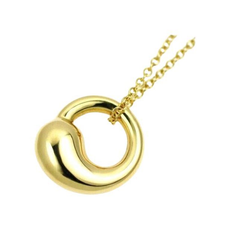 TIFFANY & Co. Elsa Peretti 18K Gold 12mm Eternal Circle Pendant Necklace For Sale