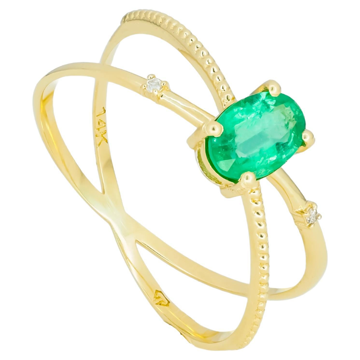 Emeralds and Diamonds 14k Gold Ring For Sale at 1stDibs