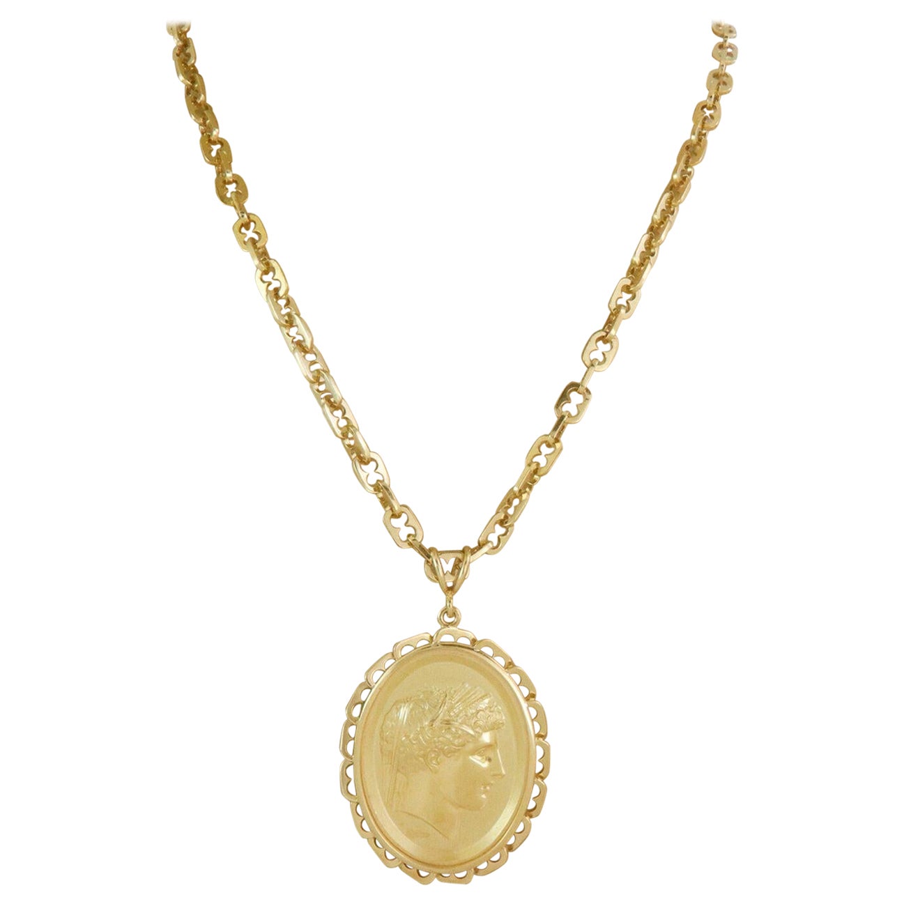 Wachler Signed 18k Yellow Gold Embossed Woman Cameo Oval Pendant Necklace For Sale