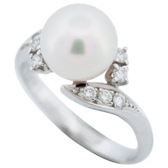 Used Mikimoto 8.2 mm Akoya Pearl & Diamond Ring Pt 900