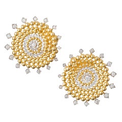 18 Karat Gelbgold Perlen-Diamant-Ohrclips mit Wirbel