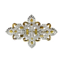 Broche de diamantes adornado de oro blanco rosa