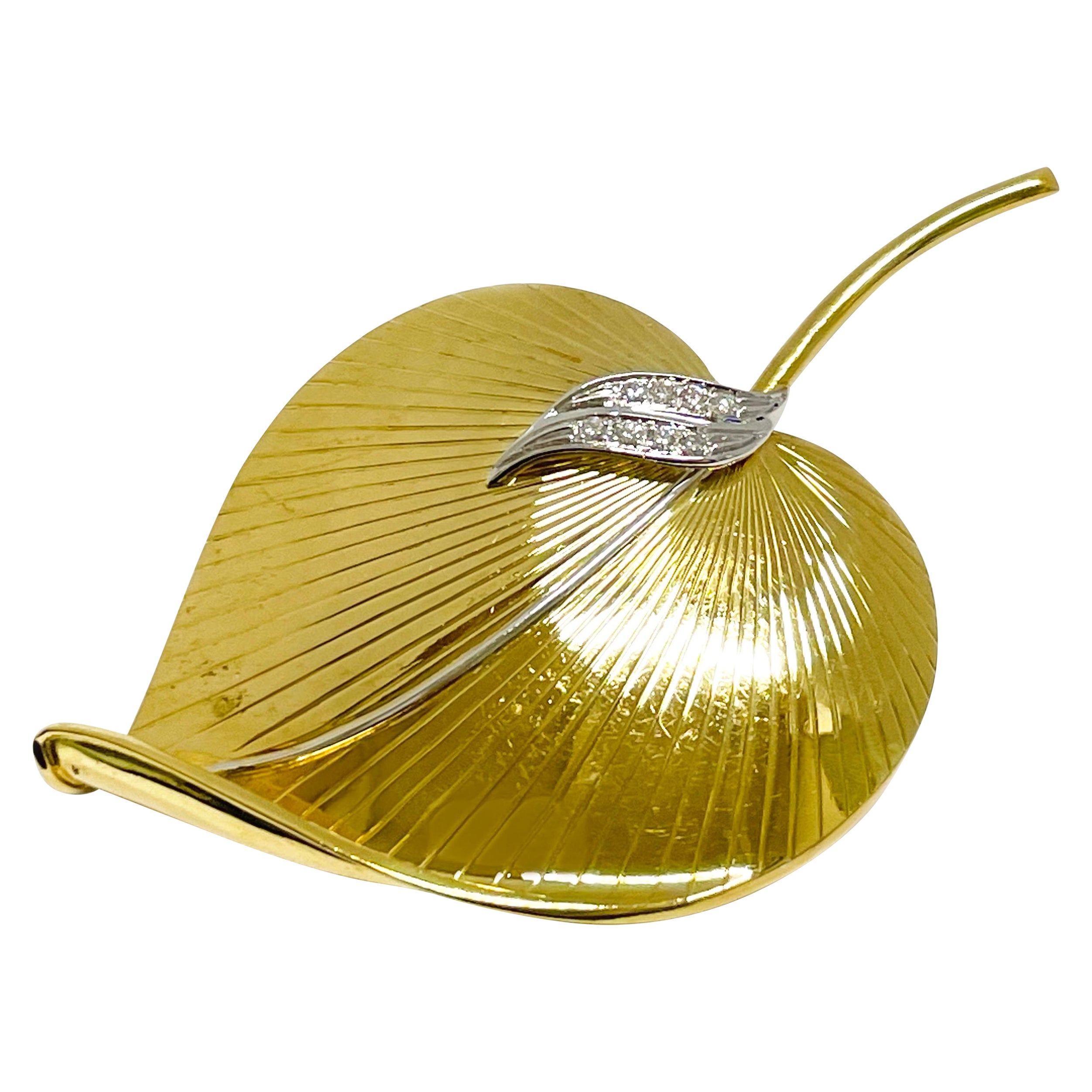 Aldo Garavelli Yellow Gold Fluted Diamond Leaf Brooch