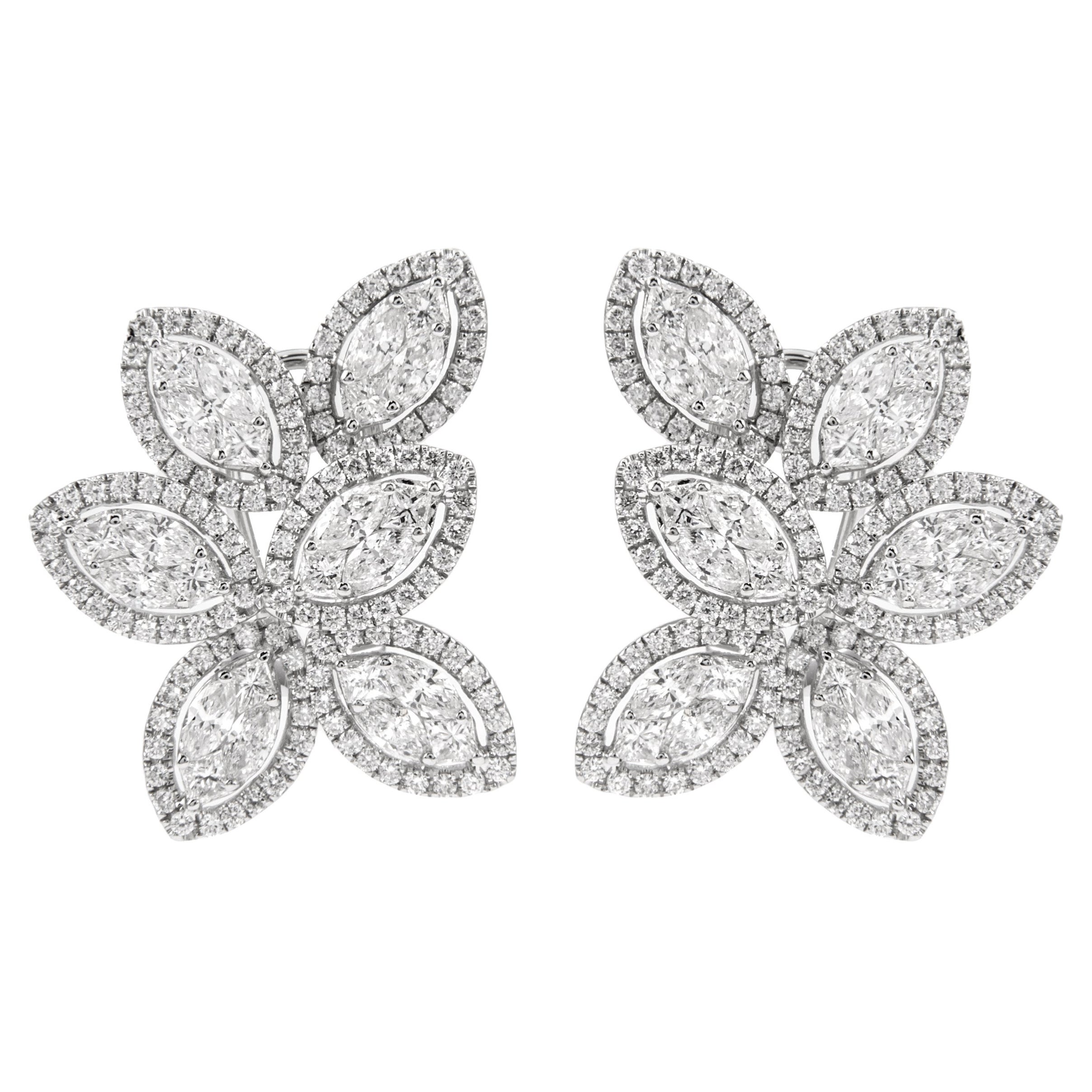 Alexander 5.53ct Illusion Set Cluster Diamond Earrings 18k White Gold For Sale
