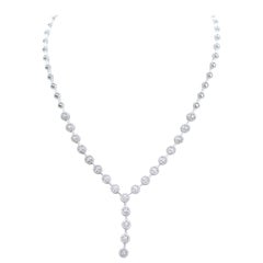 Diamonds, 18 Karat White Gold Necklace.