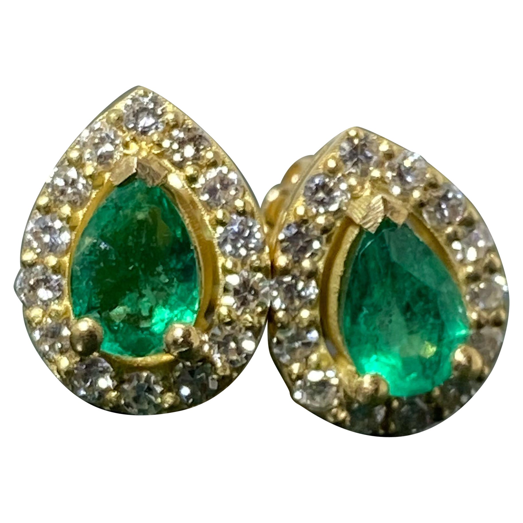 0.90ct Natural Pear Cut Emerald & Diamond Stud Earrings in 18K Yellow Gold For Sale