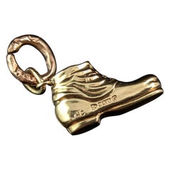 Vintage 9k gold novelty boot charm, pendant 