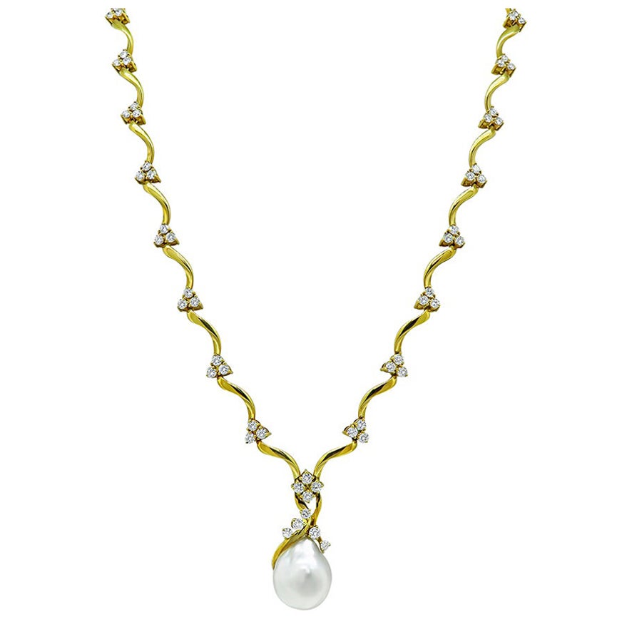 Gubelin Baroque Pearl 6.00ct Diamond Gold Necklace For Sale