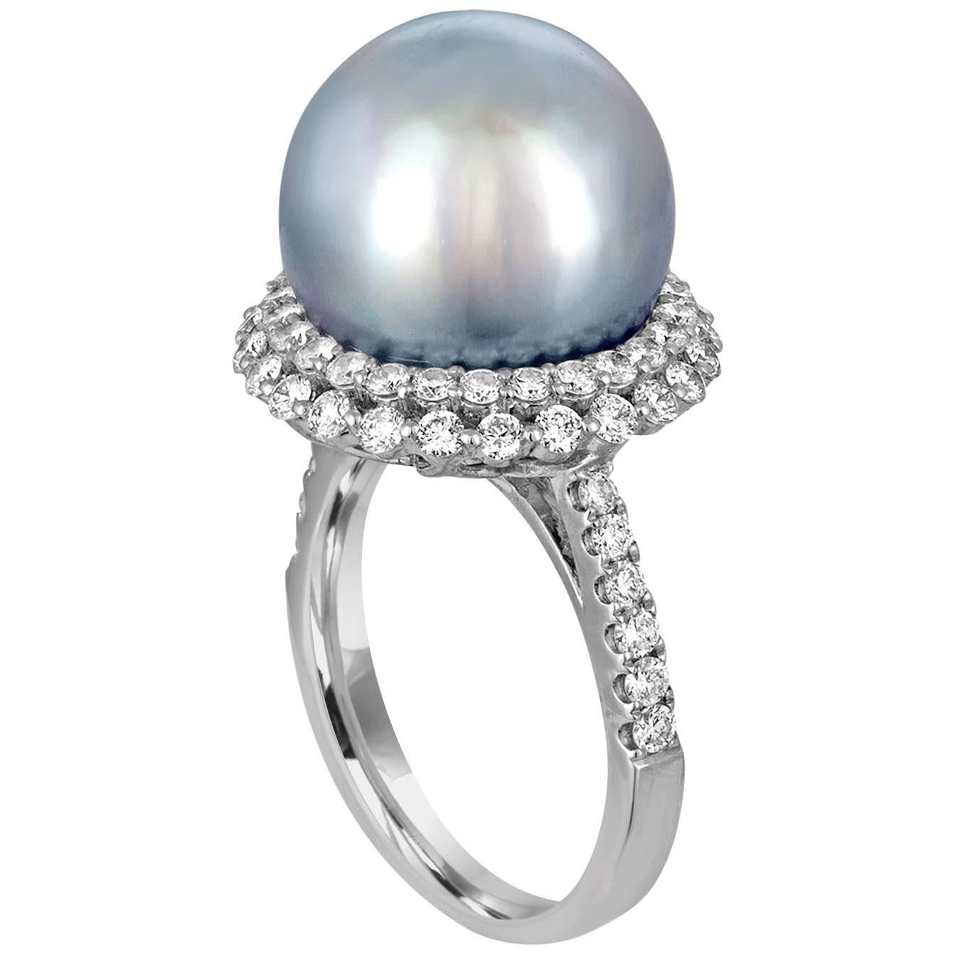 1.18 Carats Diamond And South Sea Pearl Gold Ring