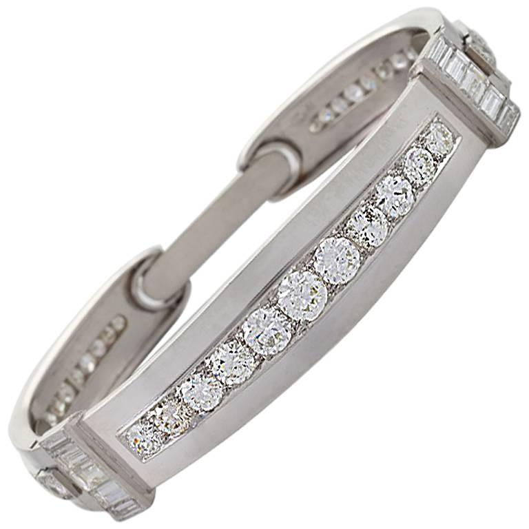 1930's Art Deco Diamond and Platinum Hinged Bangle Bracelet