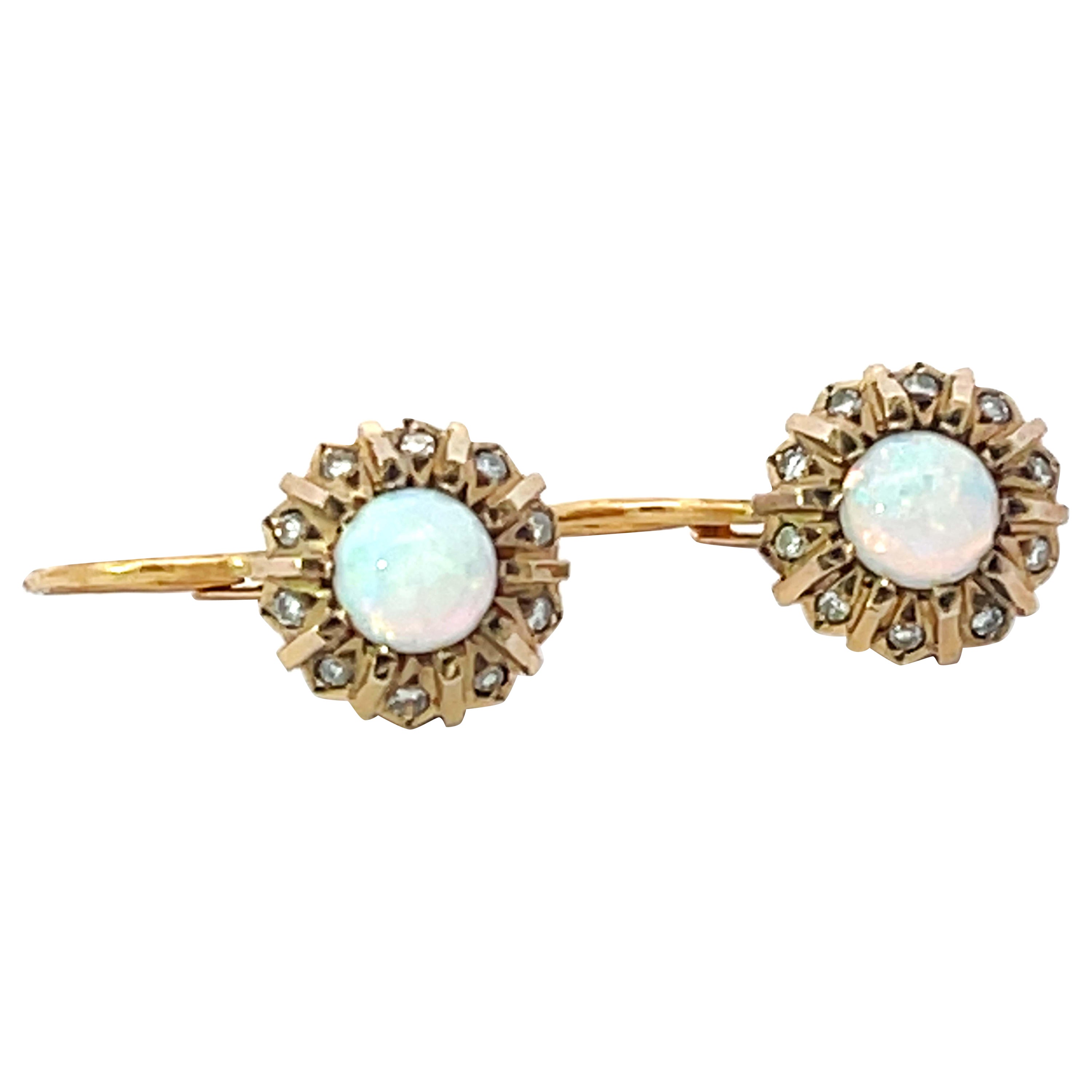 Boucles d'oreilles en or jaune 14k avec diamant et opale ancienne de 100 ans