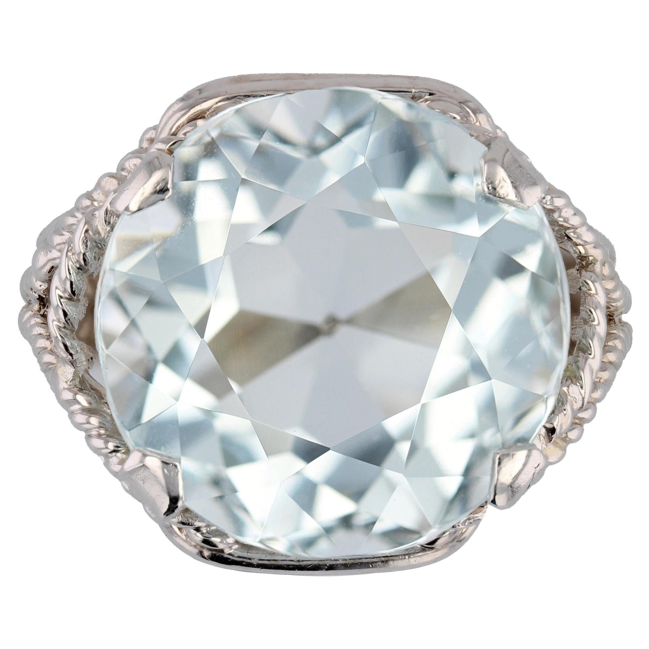 Anillo retro francés de los años 60 de 12 quilates de aguamarina en oro blanco de 18 quilates y platino