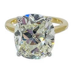 J. Bague de fiançailles solitaire à diamant brillant coussin de 8,50 carats Brilliante