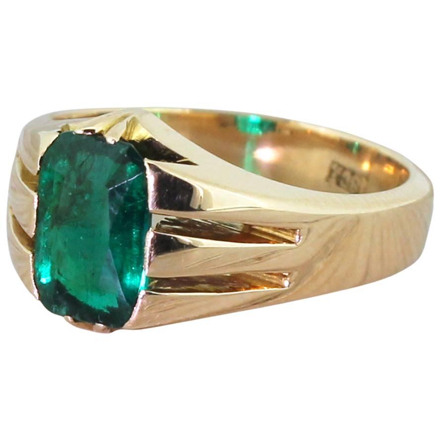 Victorian 1.60 Carat Rectangular Cut Emerald Solitaire Ring For Sale