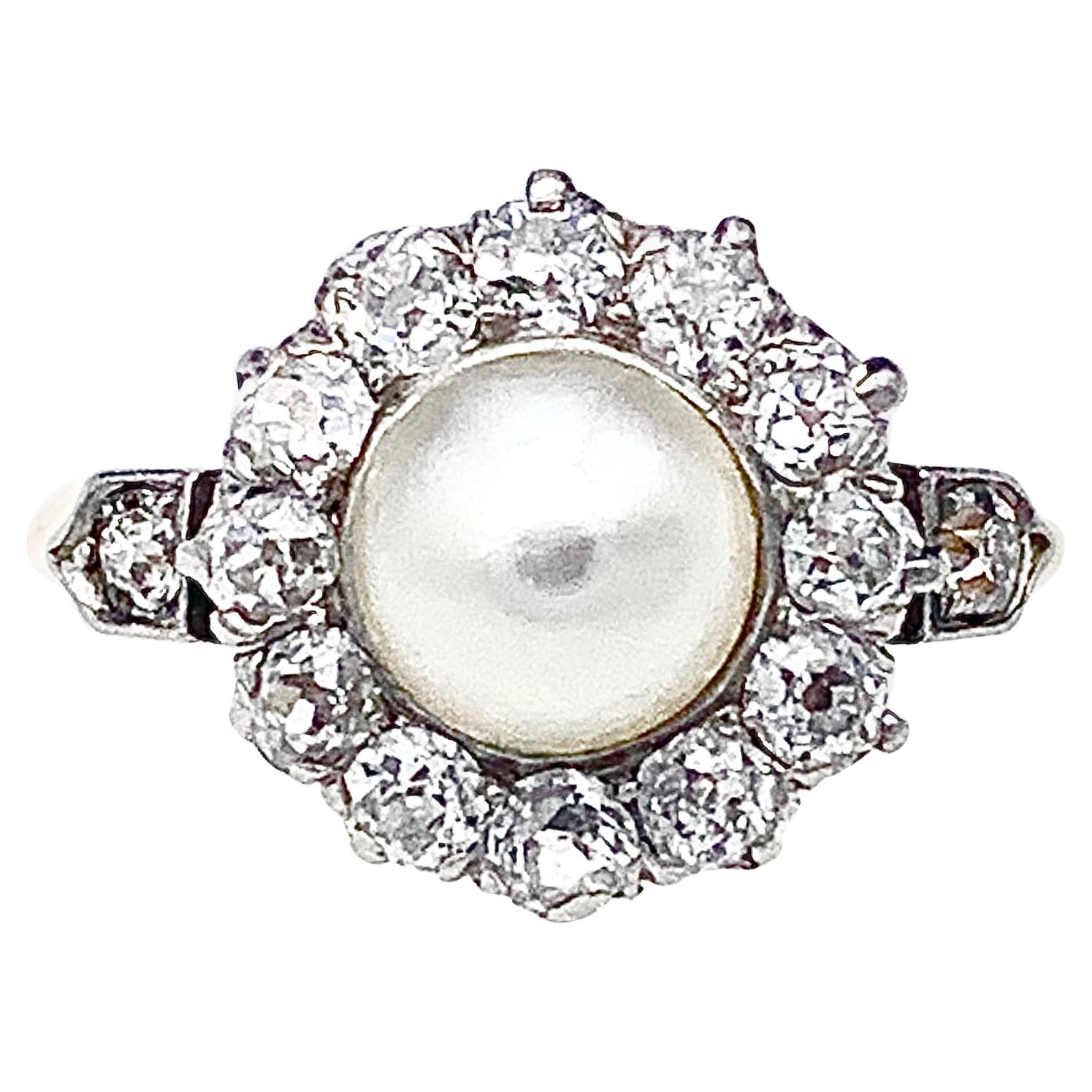 Antique Belle Époque Diamond Platinum 18 K Natural Oriental Pearl Bridal Ring 