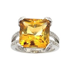 Square Shape 6.58ct Golden Citrine Ring with Round Diamonds in 14ct Gold