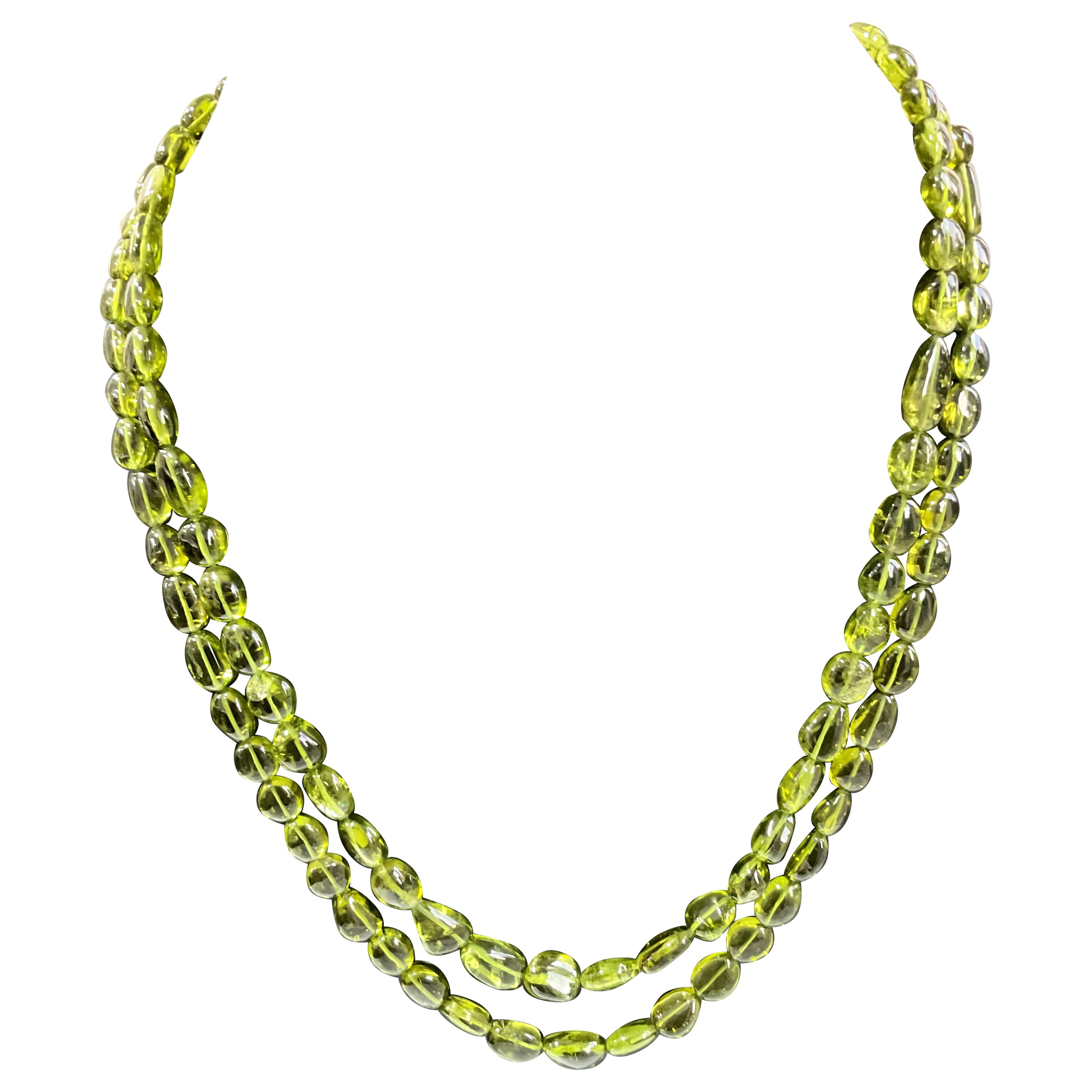 Top Quality 387.70 Carats Peridot Plain Tumbled Natural Gemstone Necklace For Sale